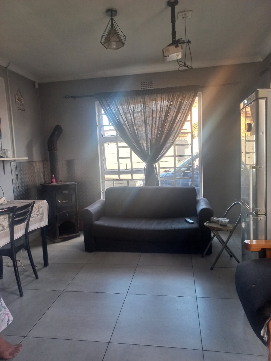 2 Bedroom Property for Sale in Heather Park Western Cape
